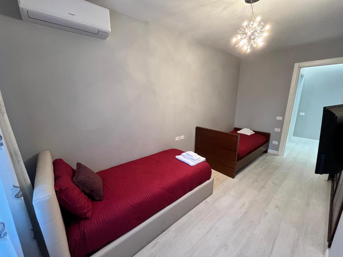 Flat 86 - Explore The Heart Of Tirana Exterior foto